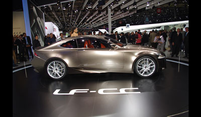 Lexus LF-CC Full Hybrid Coupé Concept 2012 7
